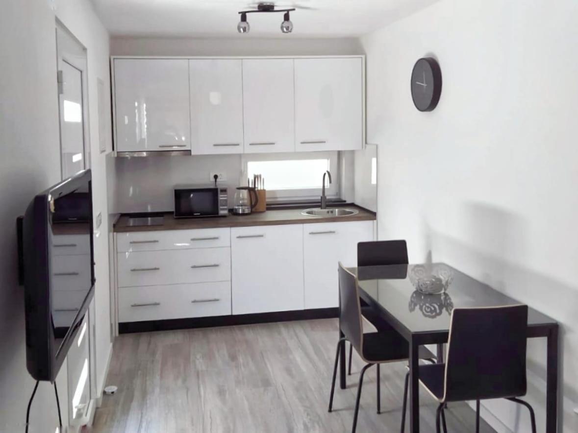 Apartments Dora 2 Bibinje Extérieur photo